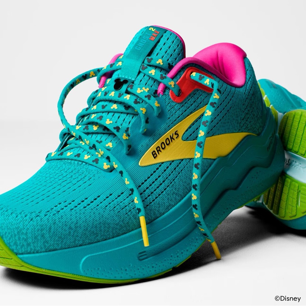 Brooks Teal and Pink Athletic Shoes